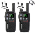 Deux talkies-walkies longue portée SONORA 5W avec câbles de connexion, conçus pour une communication claire à distance.