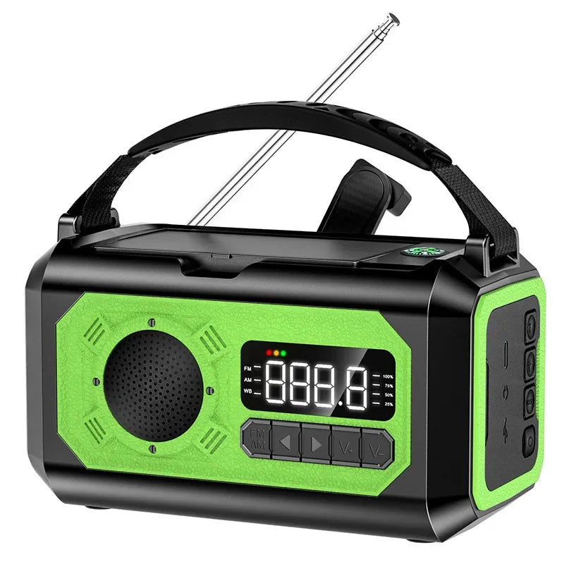 Radio d’urgence solaire à manivelle SONORA avec batterie de 12000mAh, en vert, équipée de fonctions de recharge manuelle et solaire.